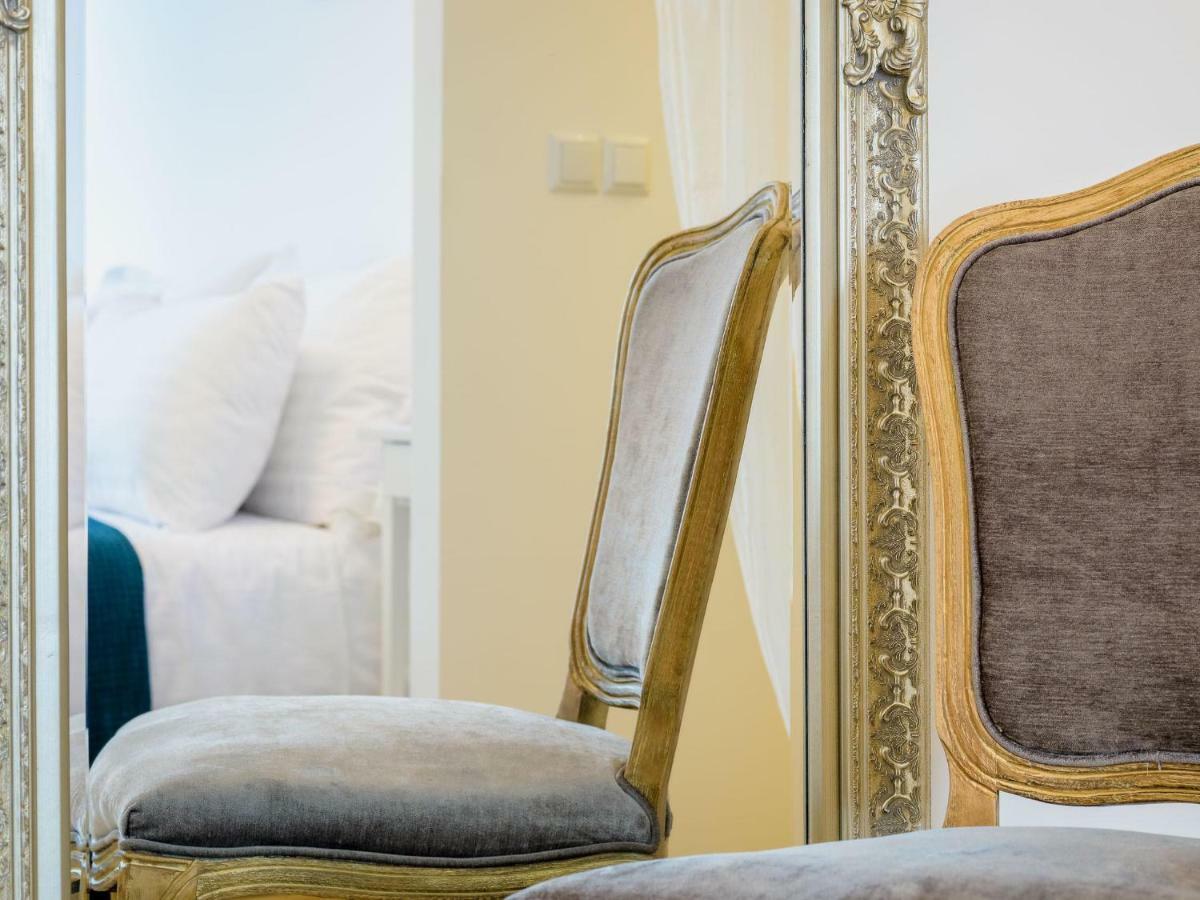 Superior Central Stay 자그레브 외부 사진